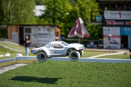 Recenzia na RC stavebnicu Associated RC10 SC6.2 | RCprofi.sk